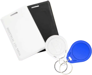 Картки і брелоки