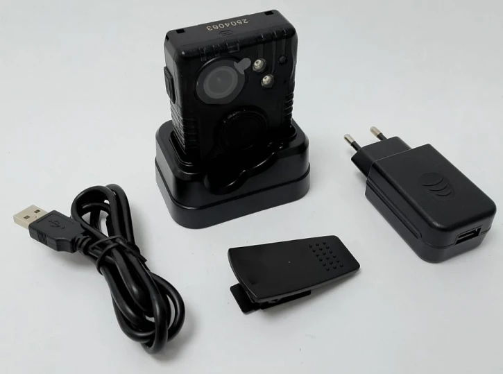 (Уценка) Нагрудный видеорегистратор Tecsar BDCam 16P-64GWBE фото 4