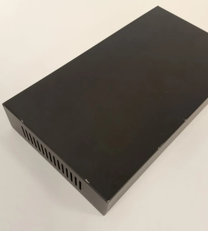 (Уценка) Коммутатор Tecsar TS-81 Black фото 2