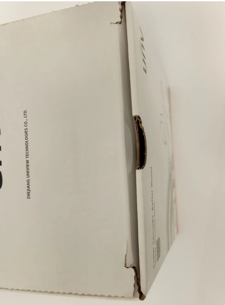 (Уцінка) IP-відеокамера Uniview IPC3618LR3-DPF28-F White фото 4