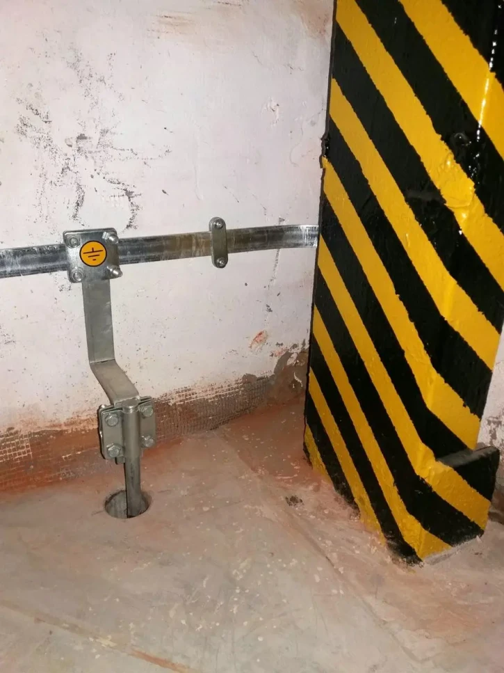 Заземлитель Leo Lightman D20 L7500 E20/75 фото 6