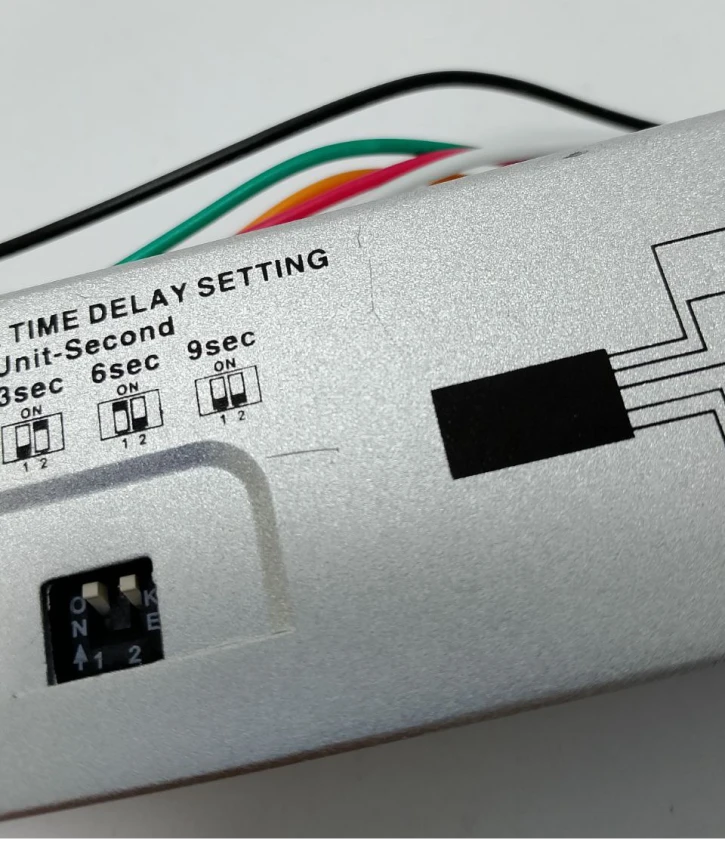 (Уцінка) Ригельний замок Yli Electronic YB-500IN(LED) фото 4