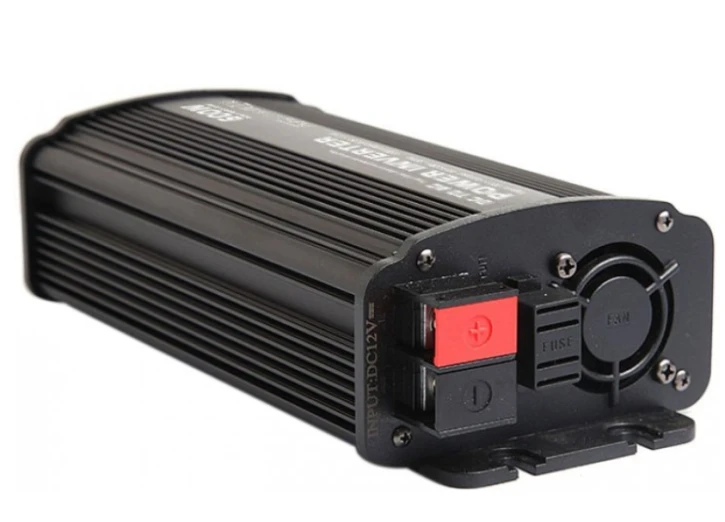 Инвертор напряжения Carspa-600-122 (600Вт), 12/220V, с аппроксимированной синусоидой фото 2