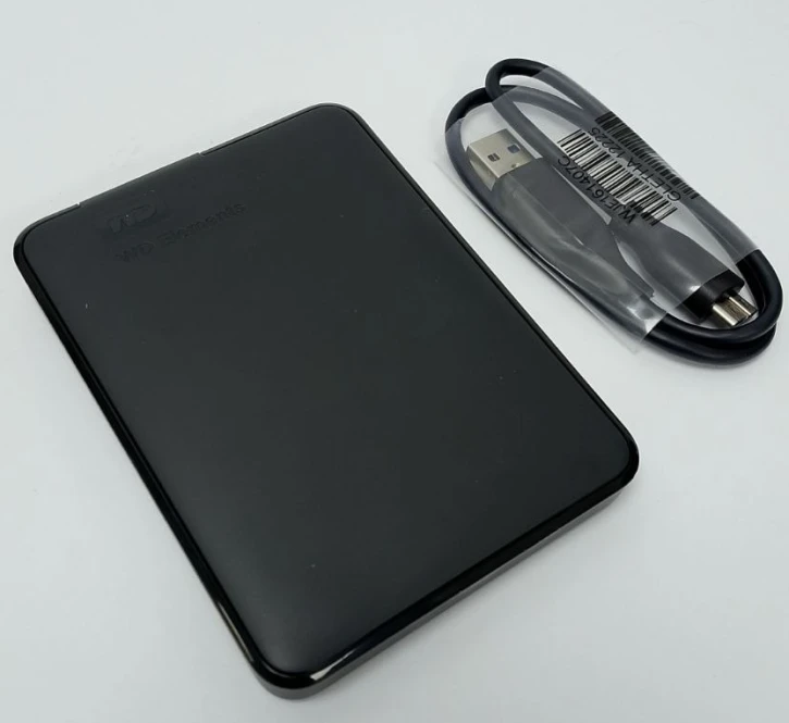 (Уценка) Жесткий диск Western Digital Elements 1 ТБ Black (WDBUZG0010BBK-WESN) фото 2