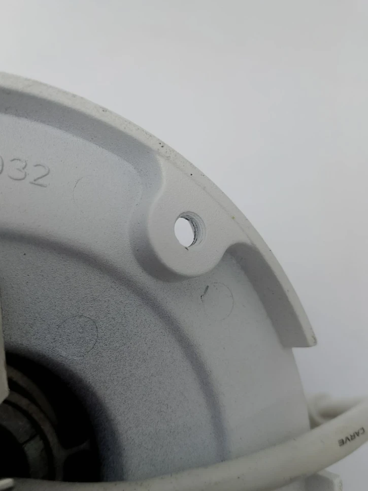 (Уцінка) Вулична IP-відеокамера Hikvision DS-2CD2T22WD-I5 фото 6