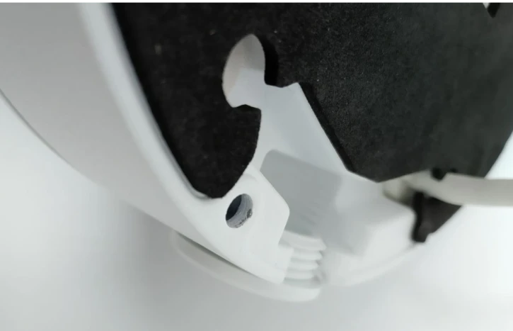 (Уценка) IP-видеокамера Uniview IPC3234LR3-VSPZ28-D White фото 4