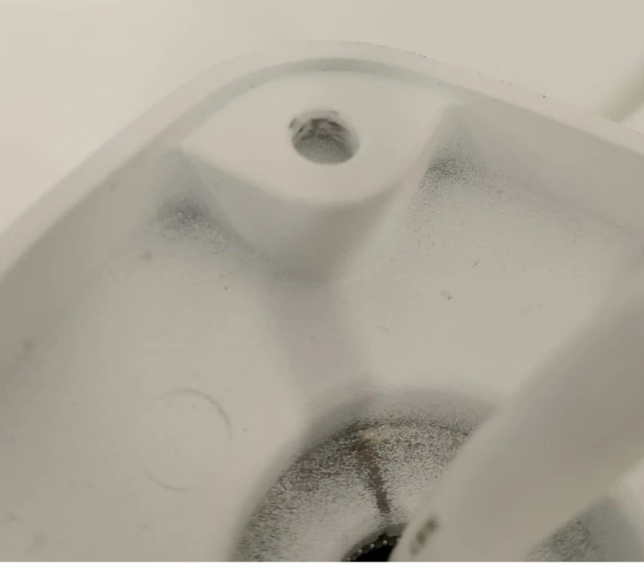 (Уценка) IP-видеокамера Uniview IPC2122LB-ADF28KM-H (2.8) White фото 4