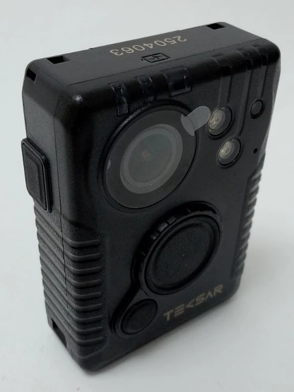 (Уценка) Нагрудный видеорегистратор Tecsar BDCam 16P-64GWBE фото 2