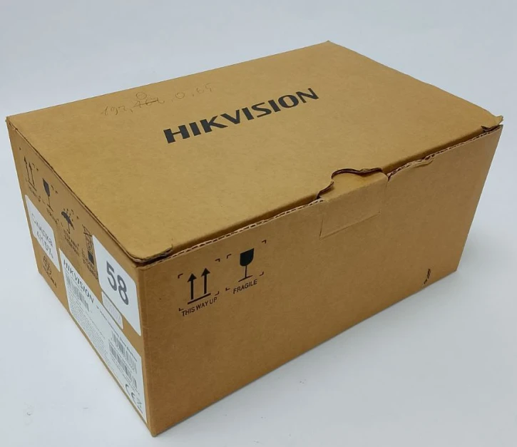 (Уценка) IP вызовная панель Hikvision DS-KV8102-VP Silver фото 2