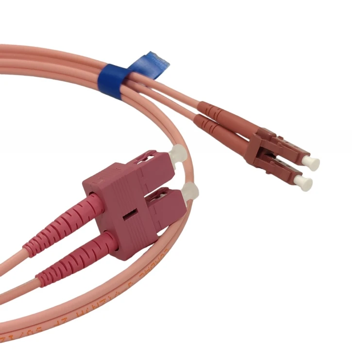 Патч-корд оптический CMS SC/UPC-LC/UPC MM (OM4) 2m Duplex (UPC-2SCLC(OM4)D(ON)) фото 2