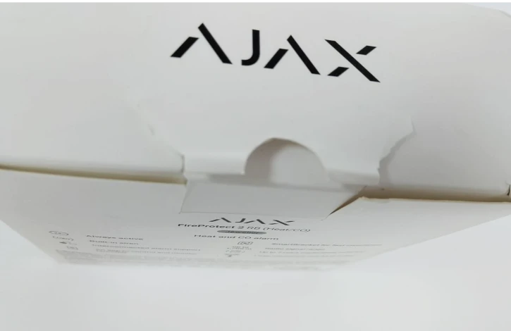 (Уценка) Беспроводной датчик температуры и угарного газа Ajax FireProtect 2 RB (Heat/CO) White фото 3