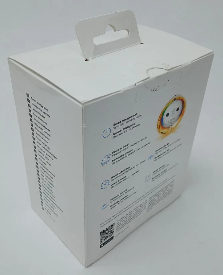 (Уцінка) Розетковий вимикач з лічильником електроенергії Fibaro Wall Plug для Apple HomeKit - FGBWHWPE-102 фото 3