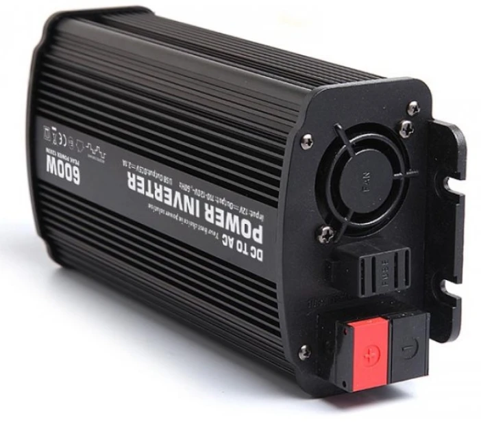 Инвертор напряжения Carspa-600-122 (600Вт), 12/220V, с аппроксимированной синусоидой