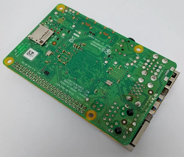 (Уценка) Микрокомпьютер Raspberry Pi 4 Model B 4GB фото 4