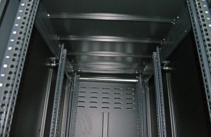 Шкаф напольный CMS 19" 45U, 610х865 мм черный (UA-MGSE4568MB) фото 7