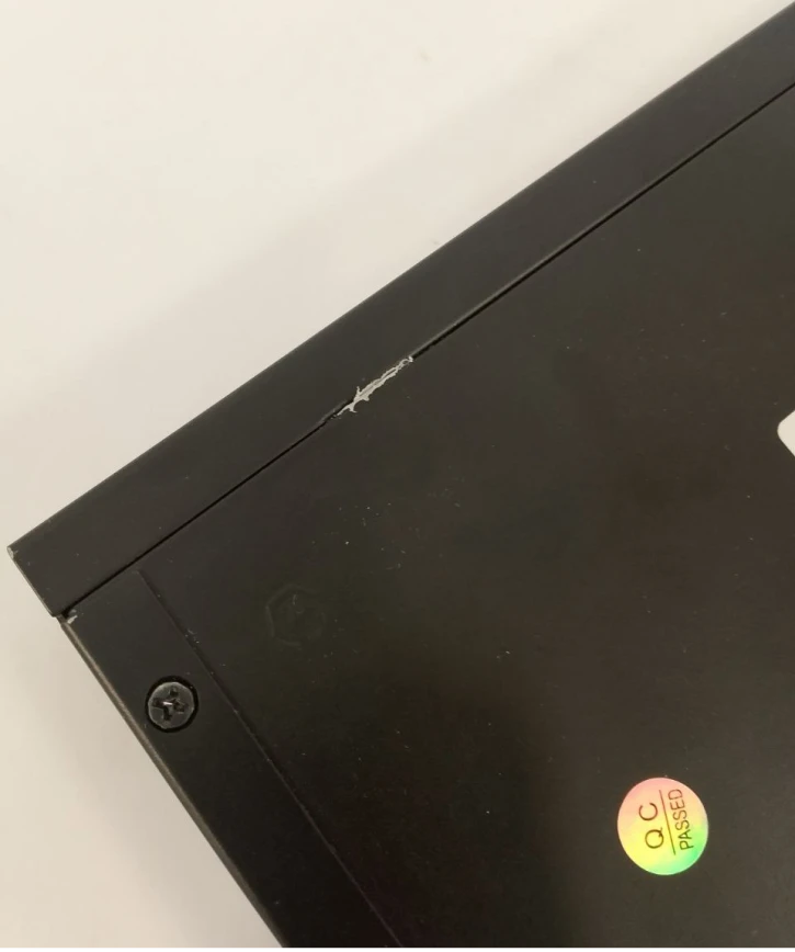 (Уценка) Коммутатор Tecsar TS-81 Black фото 4