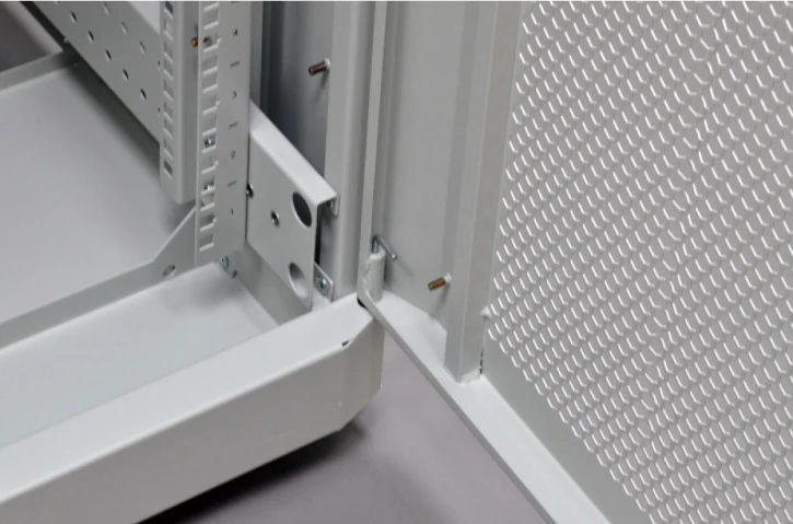 Шафа підлогова CMS 19" 42U, 610х865 мм (UA-MGSE4268MPG) фото 11