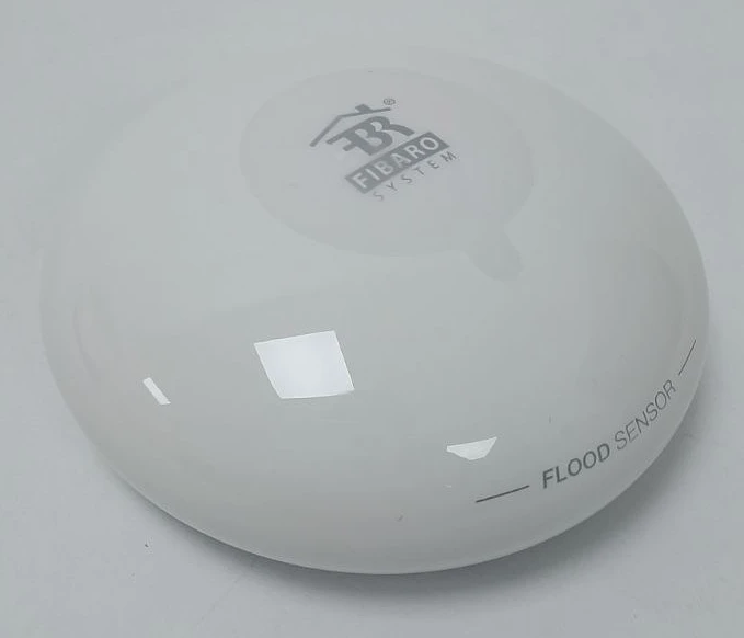 (Уценка) Датчик протечки Fibaro Flood Sensor для Apple HomeKit - FGBHFS-101 фото 4