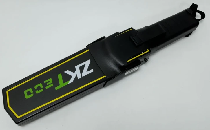 (Уценка) Ручной металлодетектор ZKTeco ZK-D100S (9V батарейка) фото 4